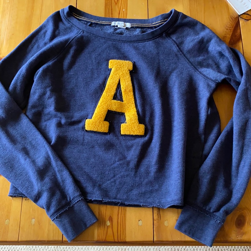 Navy cropped sweatshirt